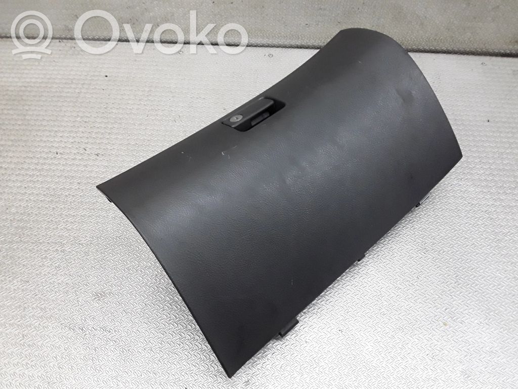 Toyota Avensis T250 Capac torpedou