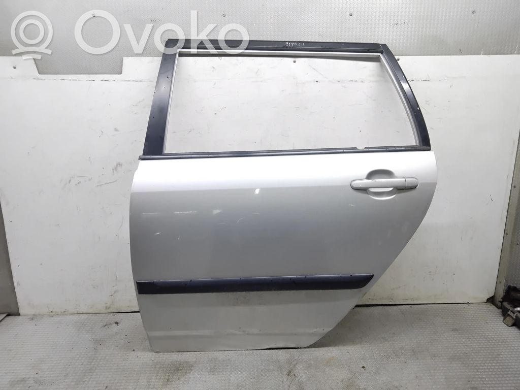 Rear door