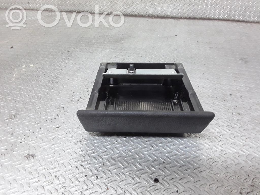 Opel Frontera A Aschenbecher 