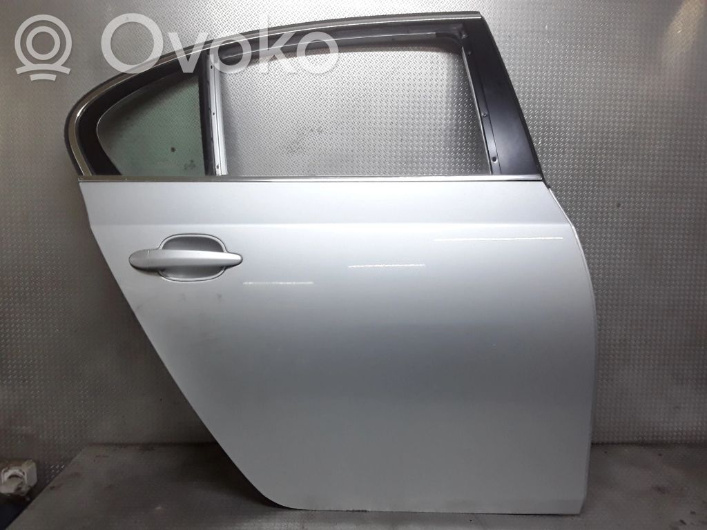 Rear door