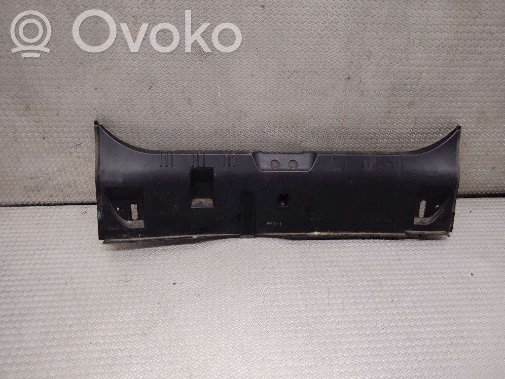 BMW 5 E60 E61 Trunk/boot sill cover protection 