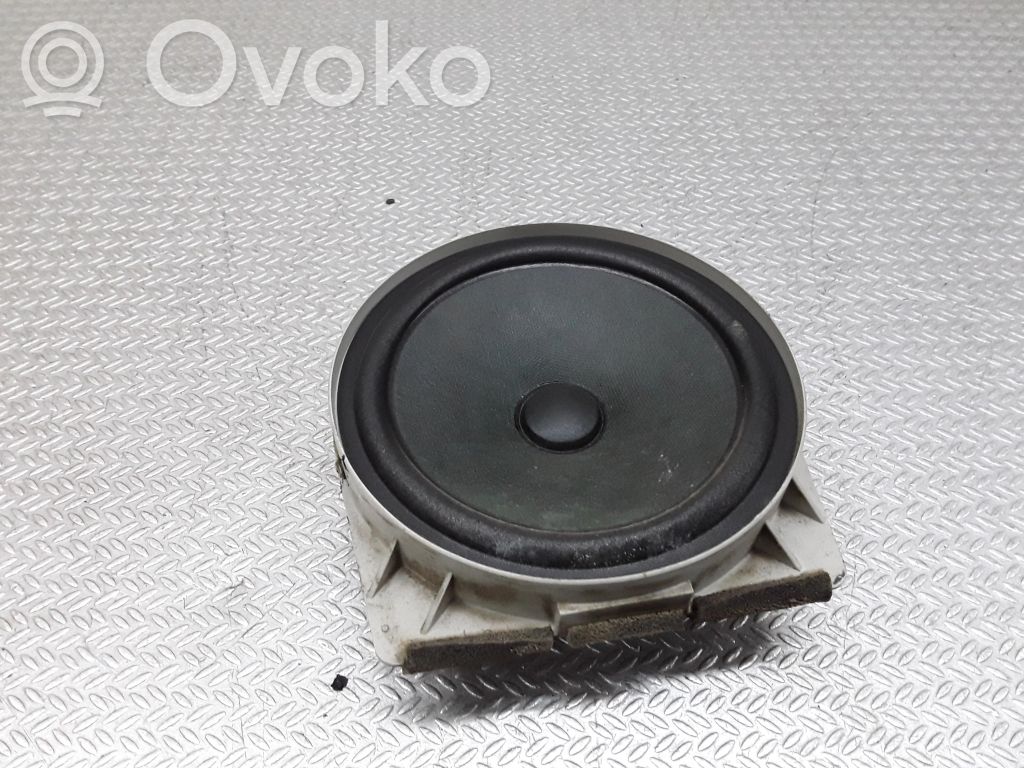 Honda CR-V Rear door speaker 