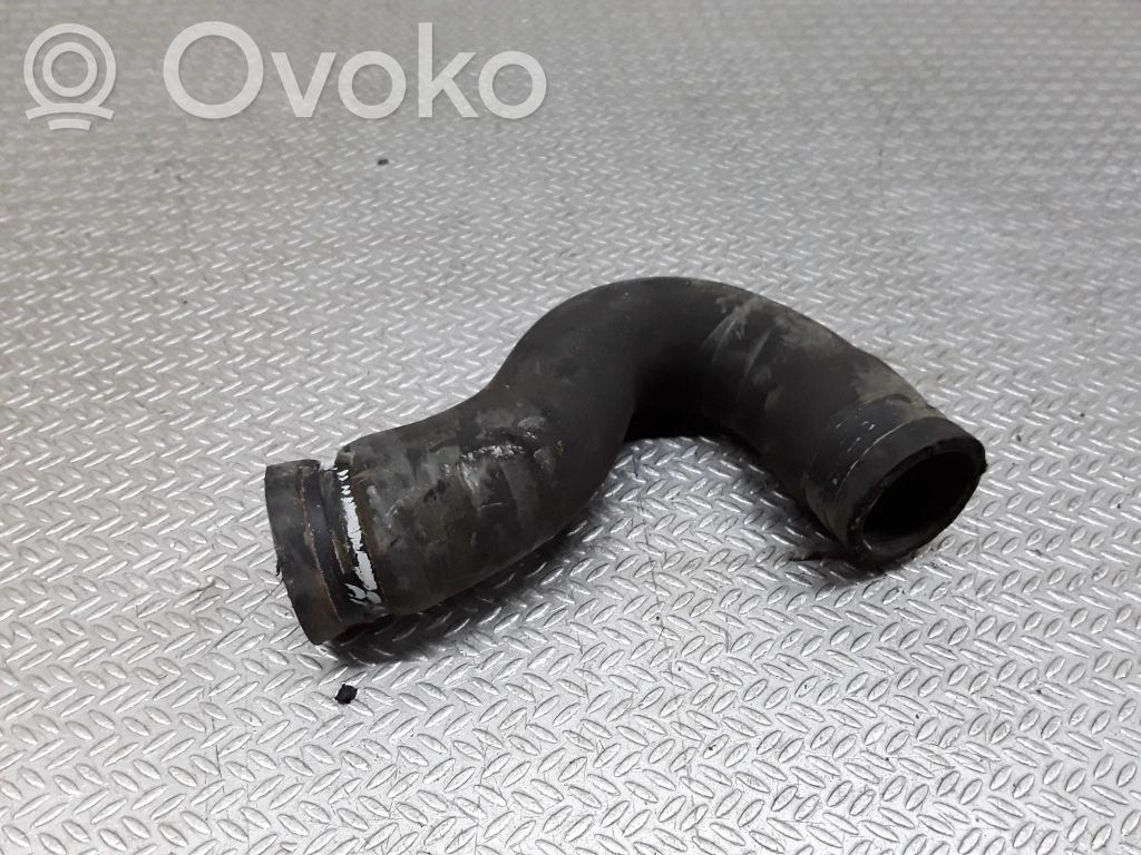Engine coolant pipe/hose