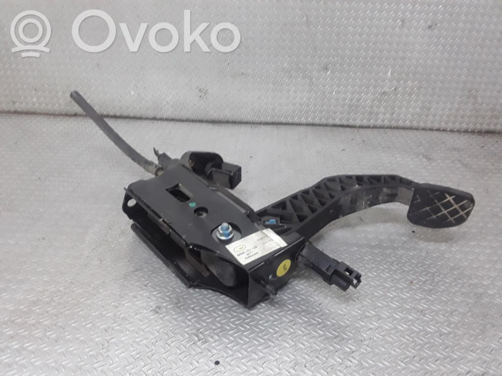 Sankabos pedalas   8Z1721059B