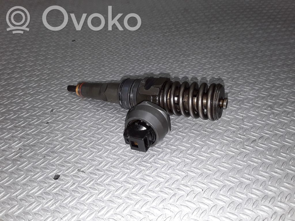 Audi A4 S4 B6 8E 8H Inyector de combustible 