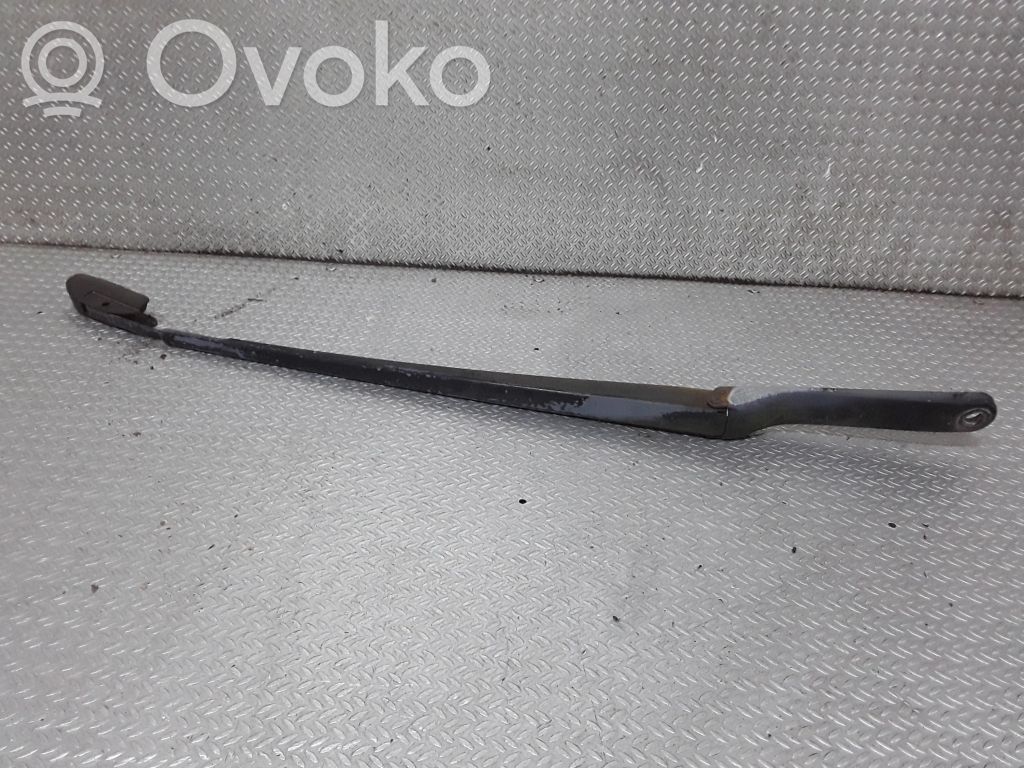 BMW X5 E53 Front wiper blade arm 