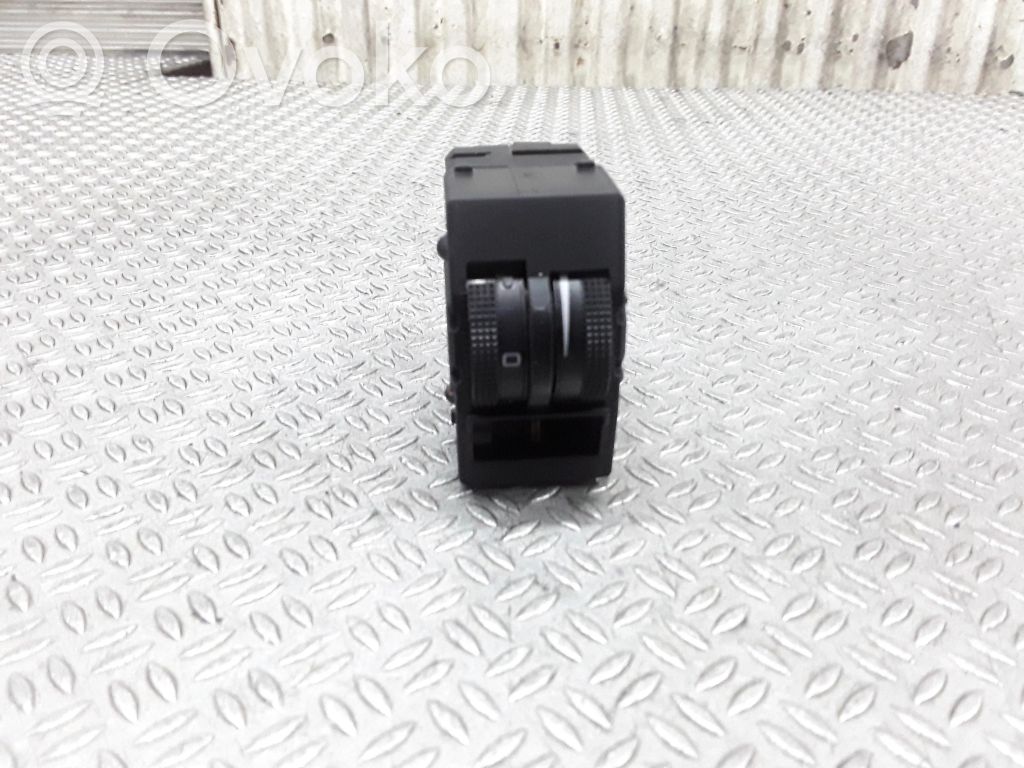 Audi A3 S3 8L Headlight level height control switch 