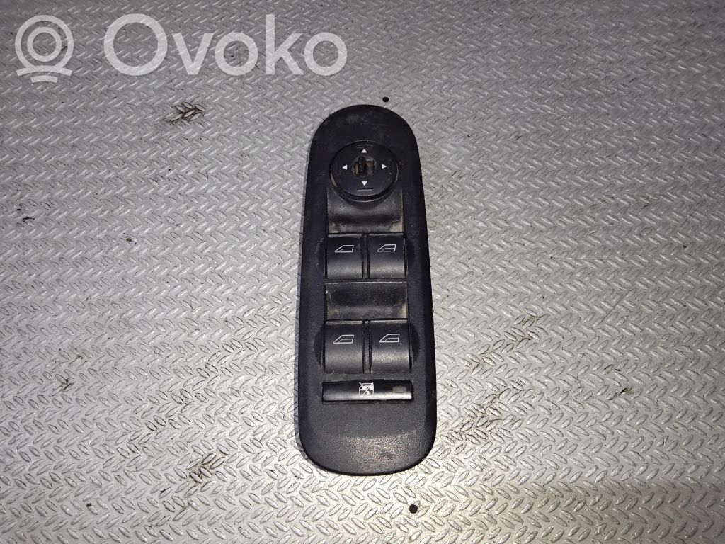 Electric window control switch   09062006