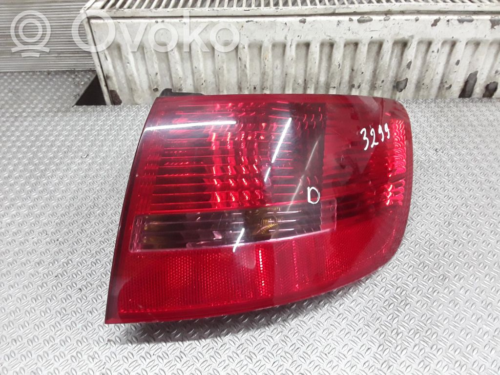 Rear/tail lights