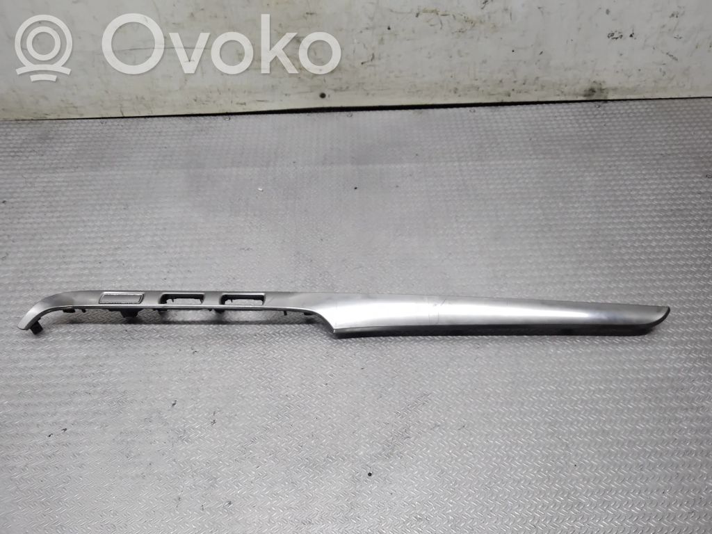 Moldura de la guantera   6M21U045F02