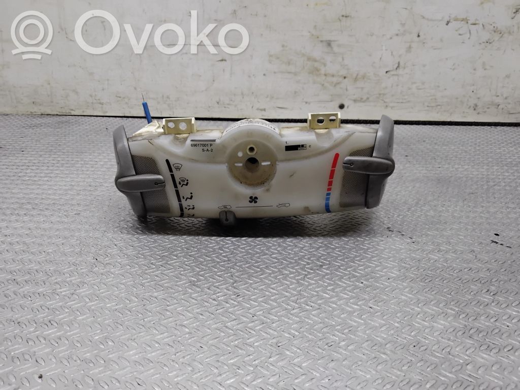 Climate control unit   559000H020