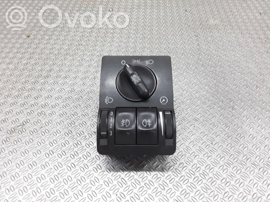 Opel Corsa C Light switch 