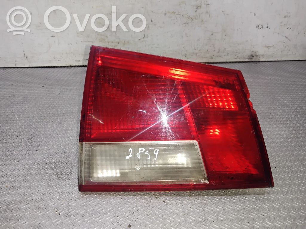 Opel Vectra C Lampy tylnej klapy bagażnika 