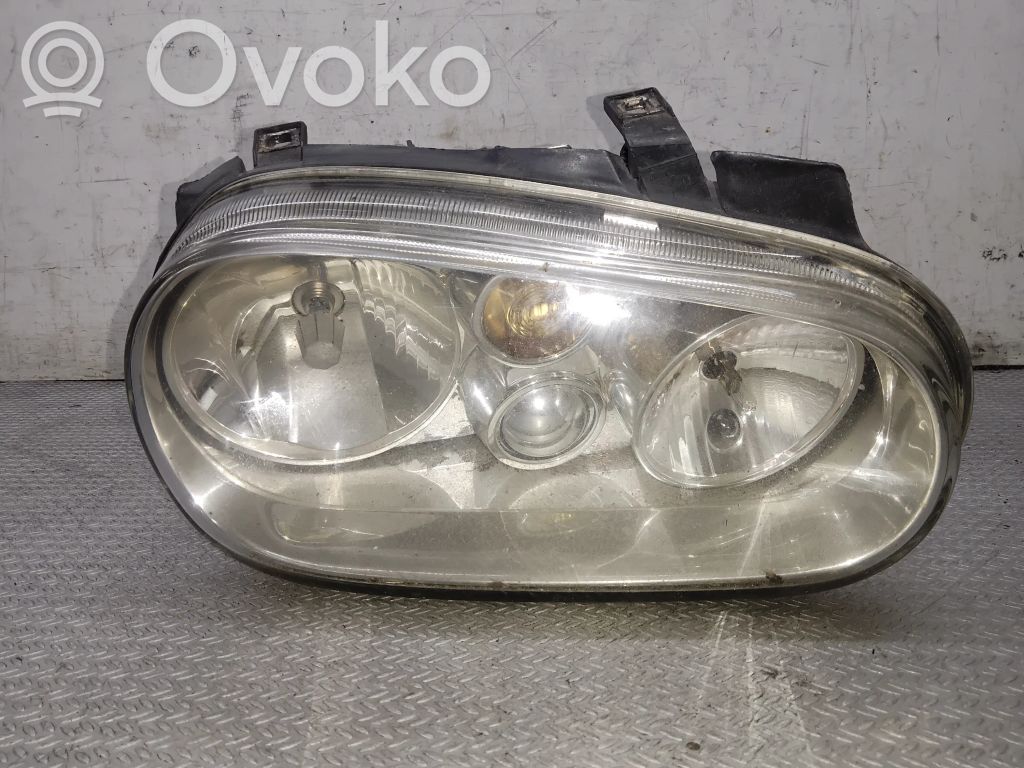 Volkswagen Golf IV Lampa przednia 