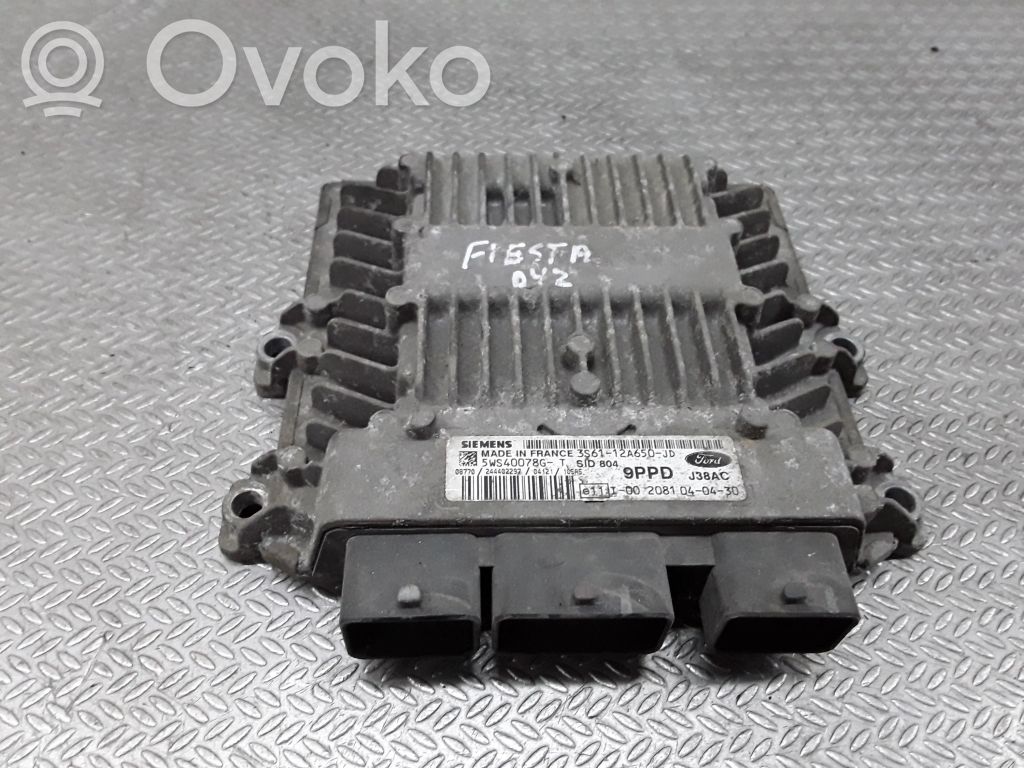 Ford Fiesta Engine control unit/module 