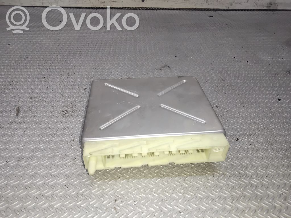 Module de contrôle de boîte de vitesses ECU   00008863A2