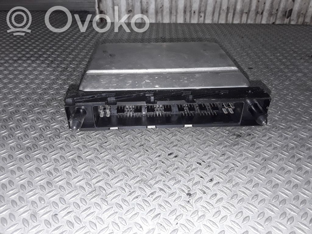 Unidad de control/módulo del motor   08677708A,0281010319