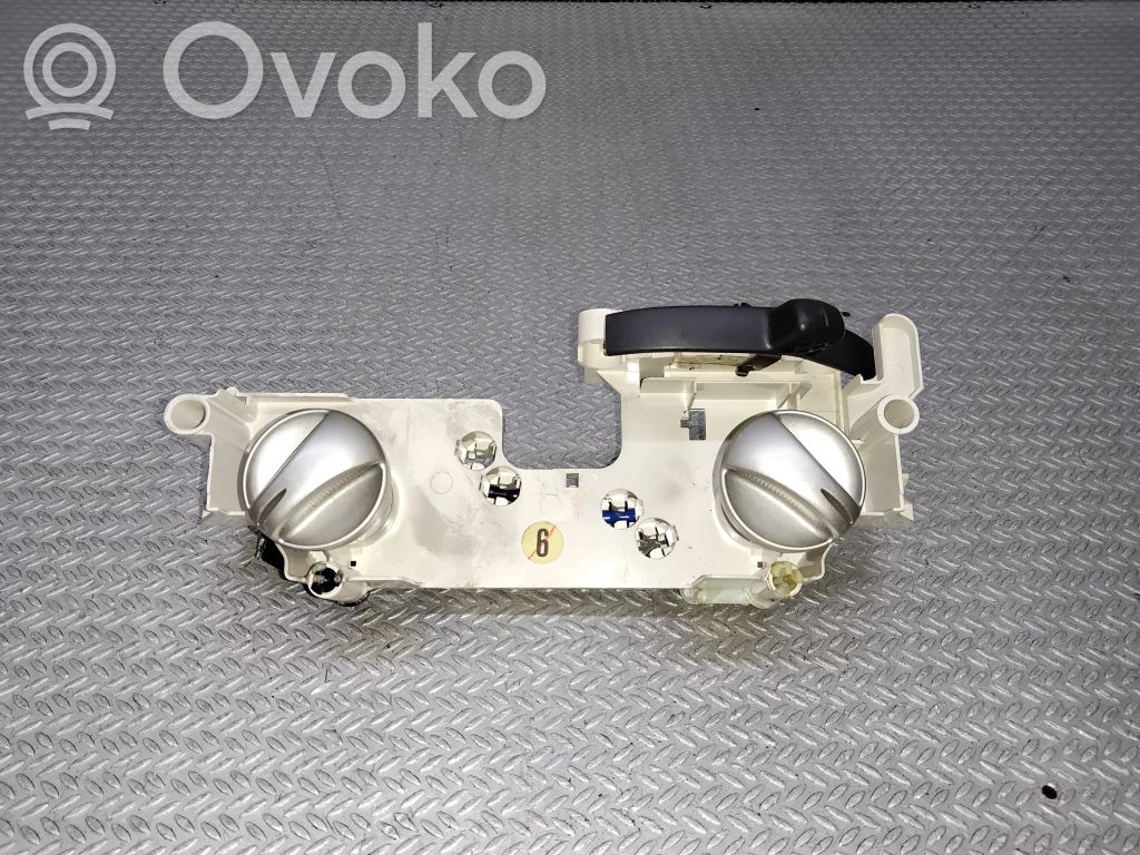 Climate control unit   758649