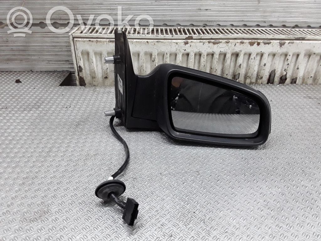 Opel Zafira B Elektryczne lusterko boczne drzwi przednich 