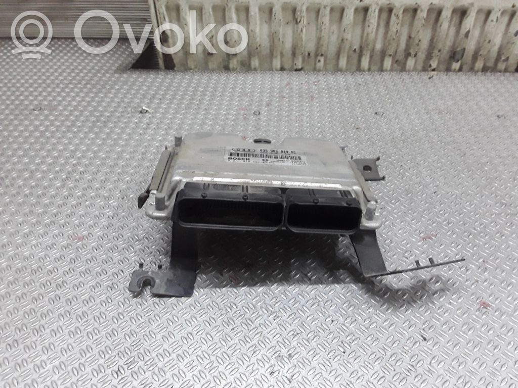 Engine control unit/module   0281010892,038906019GC