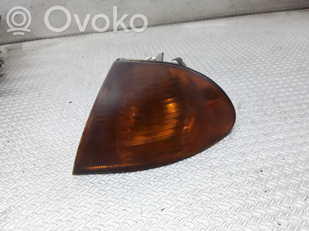 BMW 3 E46 Front indicator light 