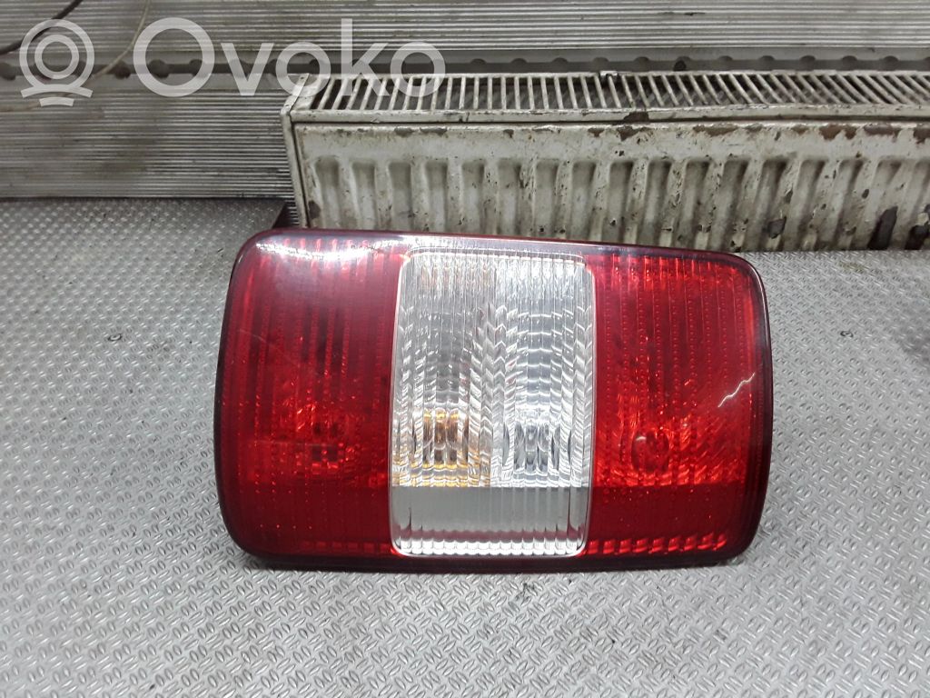 Volkswagen Caddy Rear/tail lights 
