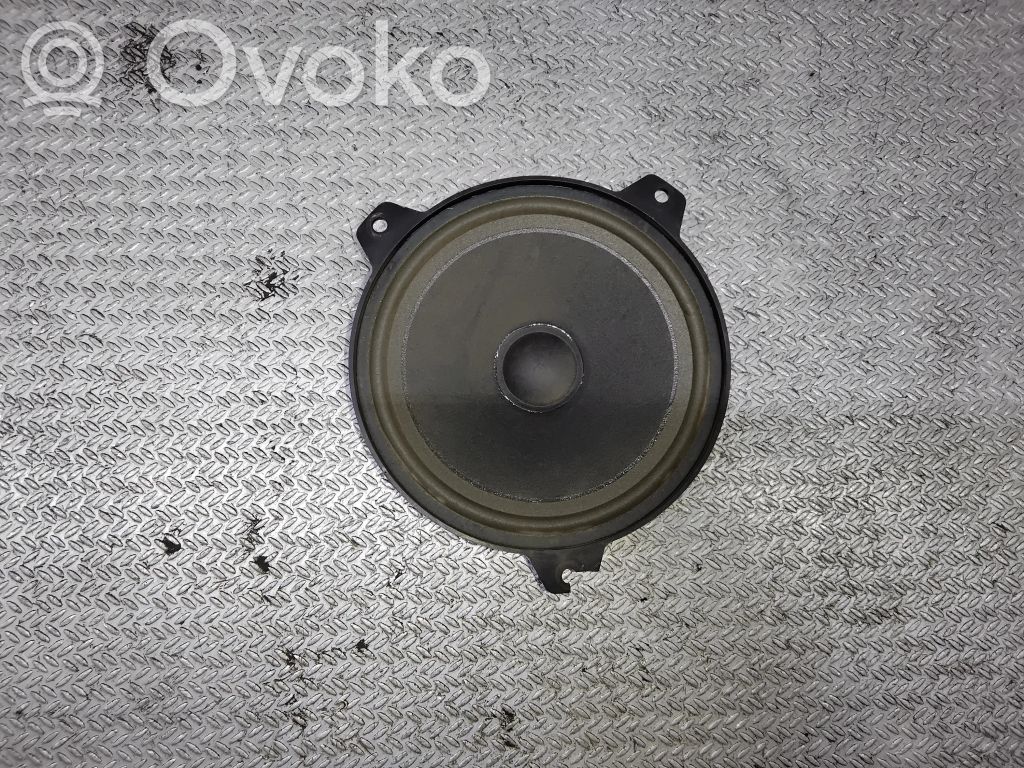 Rear door speaker   XQM101100