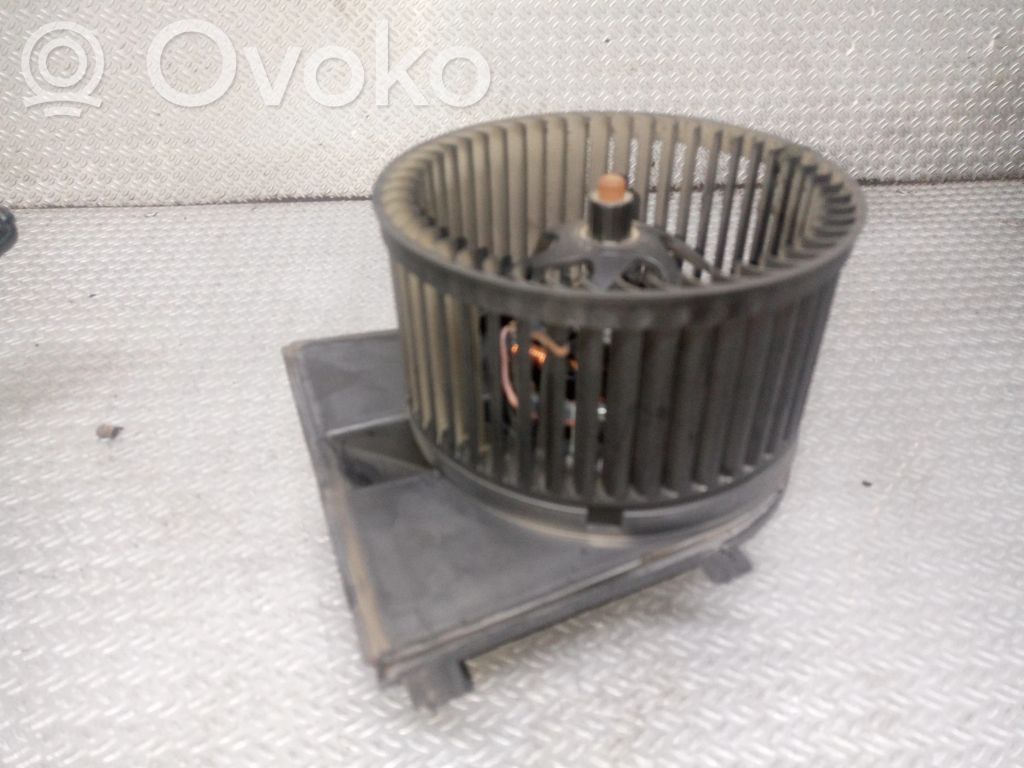 Volkswagen Golf IV Ventola riscaldamento/ventilatore abitacolo 