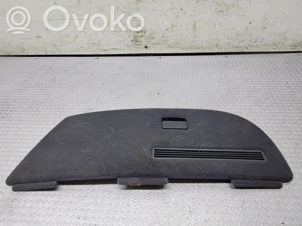 Trunk/boot lower side trim panel