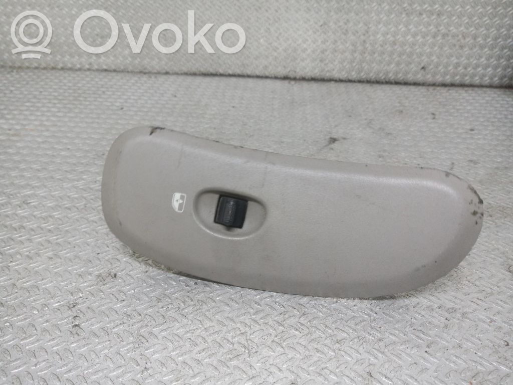 Electric window control switch   0SB711L5AB