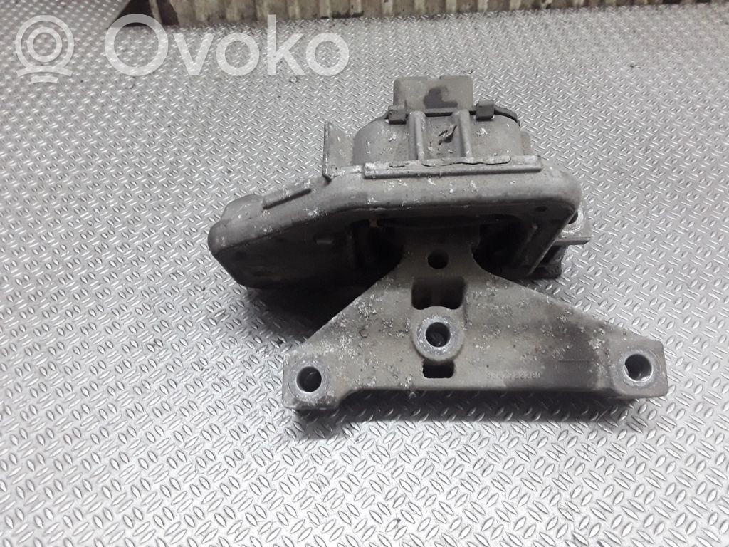 Citroen C3 Engine mount bracket 