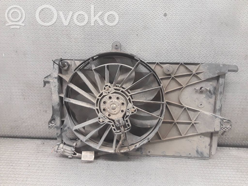 Opel Meriva A Электрический вентилятор радиаторов 