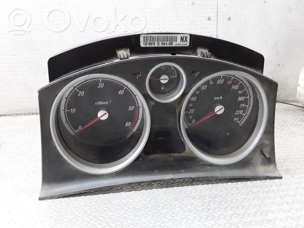 Opel Astra H Speedometer (instrument cluster) 