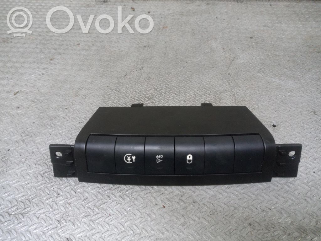 Peugeot 207 Central locking switch button 