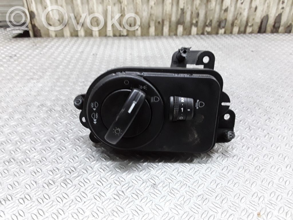 Lukturu slēdzis   2S6T13A024CB