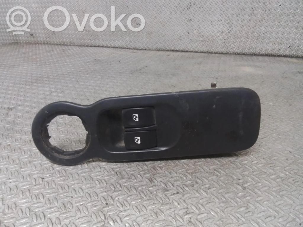 Renault Modus Electric window control switch 