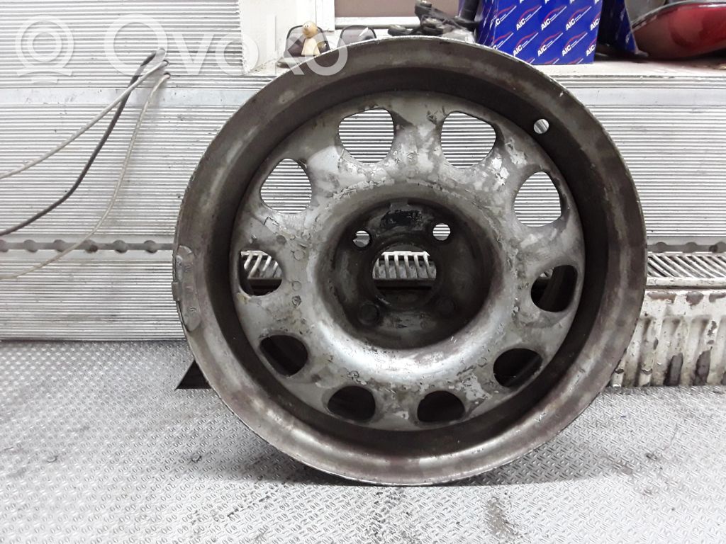 Volkswagen Golf III Felgi stalowe R14 