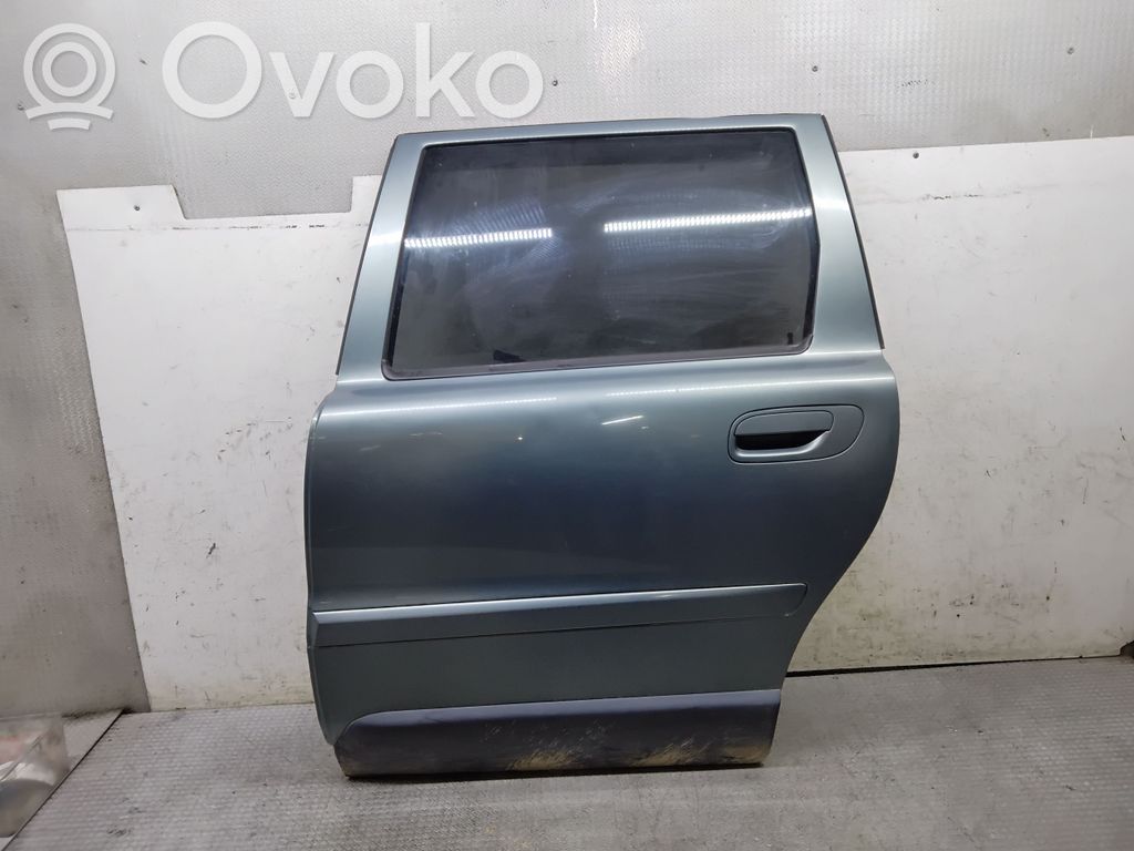 Rear door