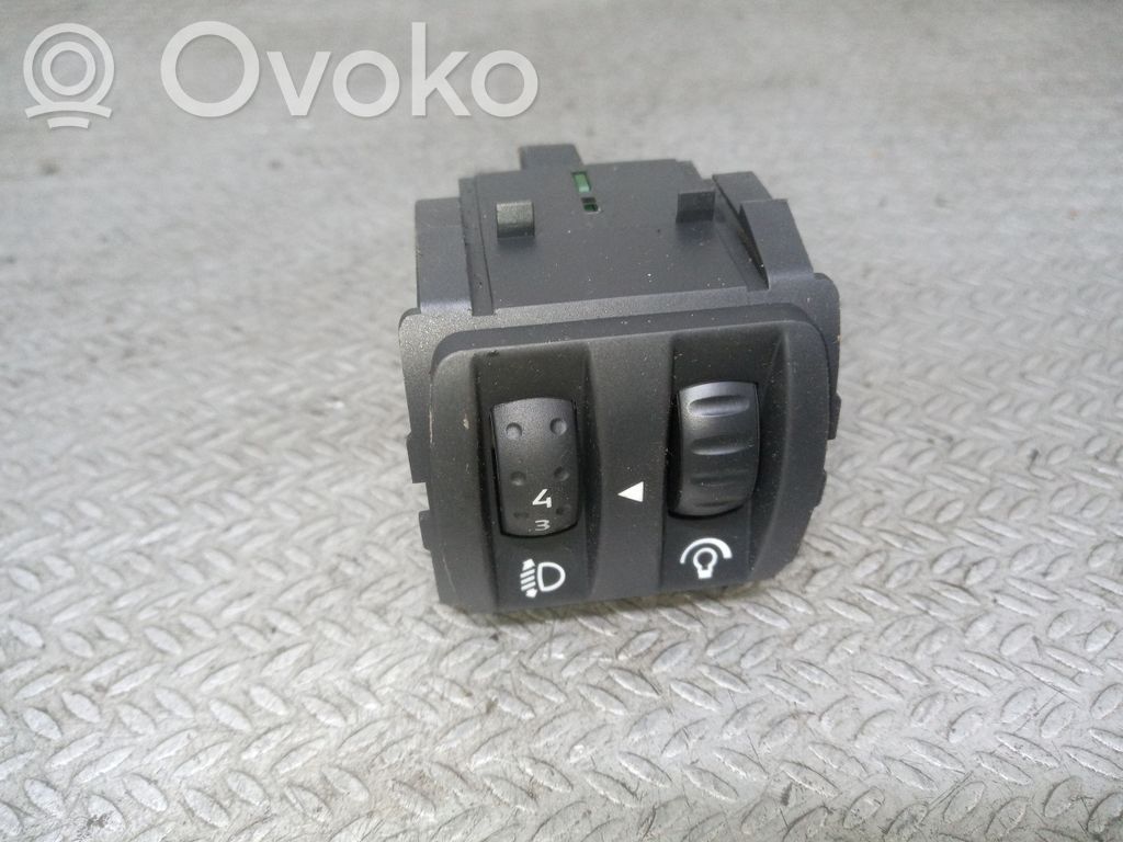 Renault Twingo II Headlight level height control switch 
