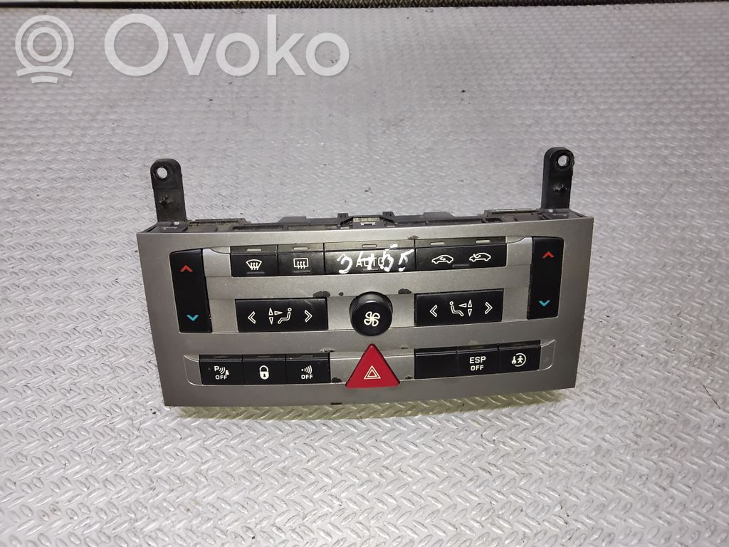 Peugeot 407 Climate control unit 