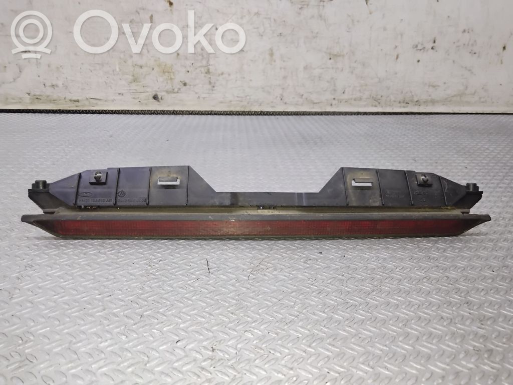 Volkswagen Sharan Third/center stoplight 