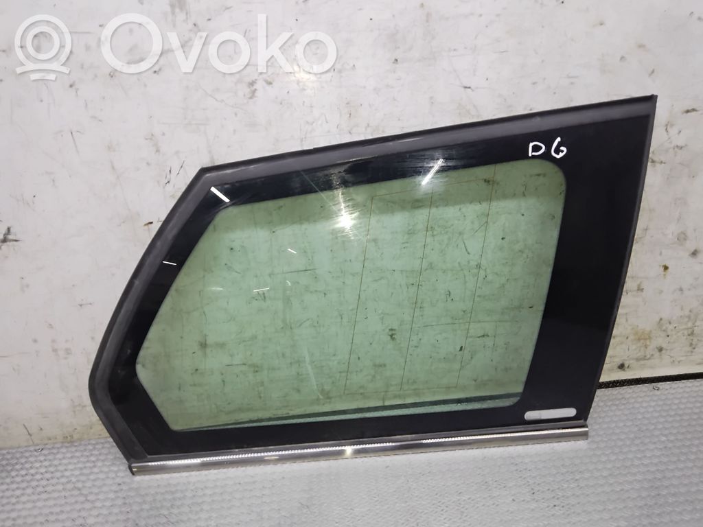 Rear side window