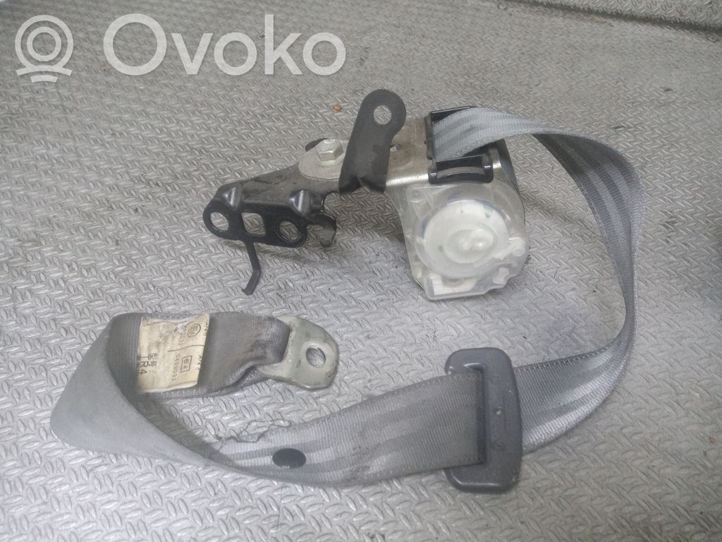 Toyota Prius (XW20) Cinturón trasero 