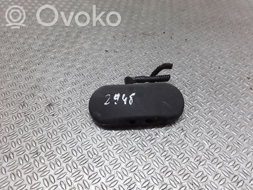 Audi A4 S4 B7 8E 8H Ugello a spruzzo lavavetri per parabrezza