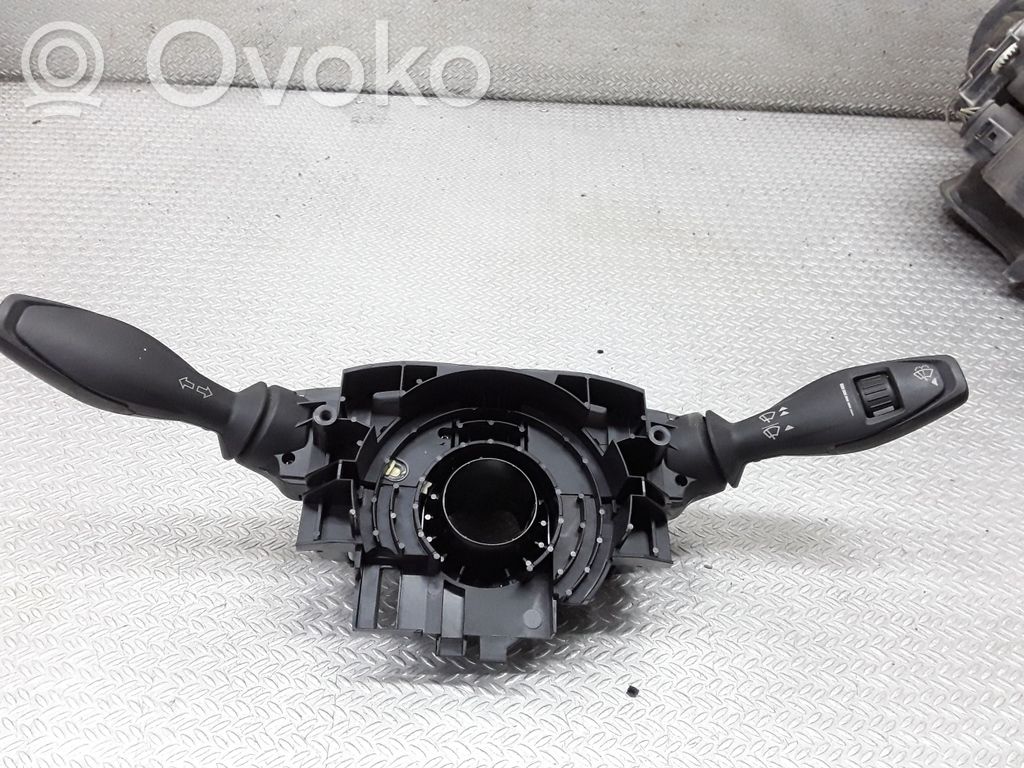 Ford Fiesta Wiper turn signal indicator stalk/switch 