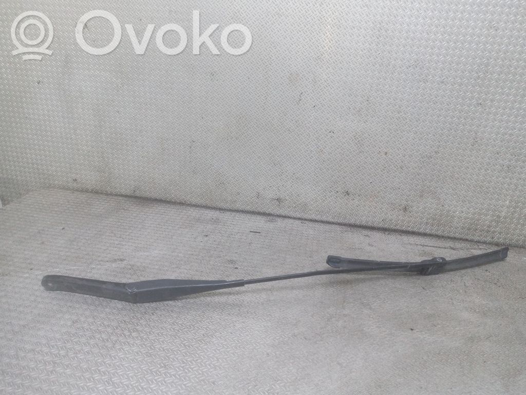 Ford Focus Windshield/front glass wiper blade 