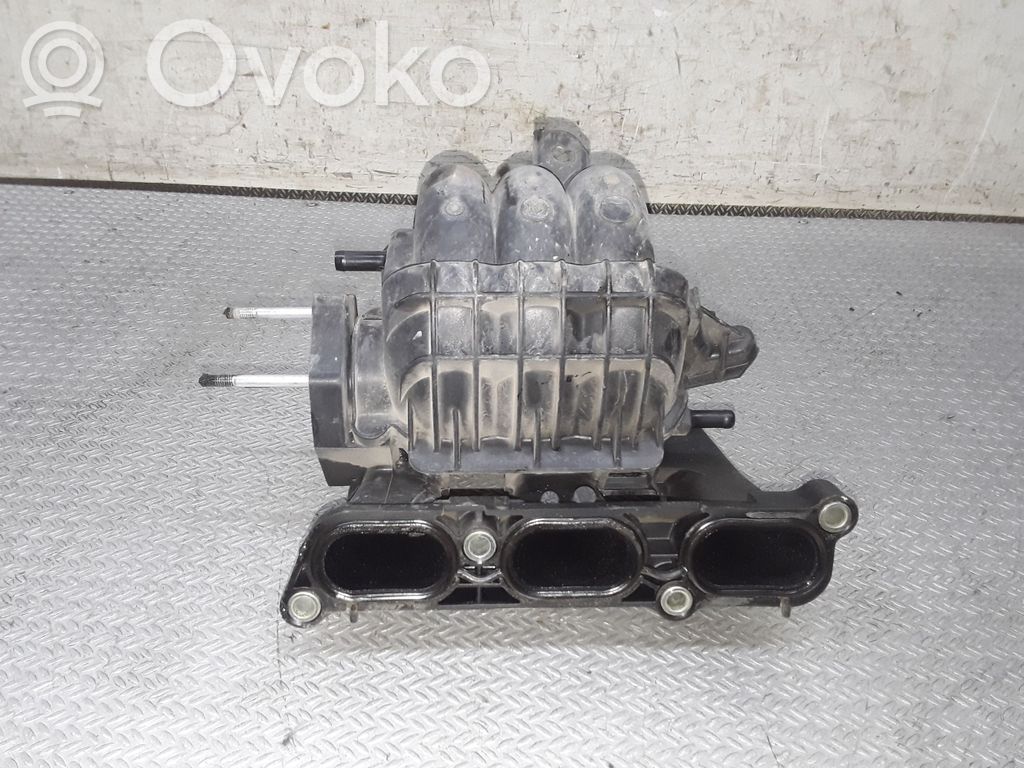 Suzuki Alto Colector de admisión 