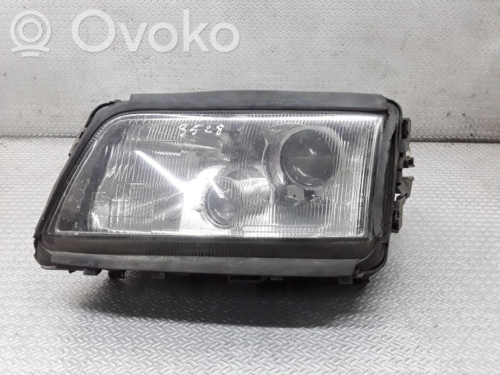 Audi A8 S8 D2 4D Scheinwerfer 