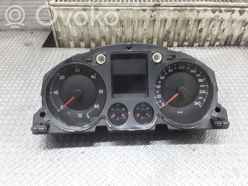 Geschwindigkeitsmesser Cockpit   A2C53194181