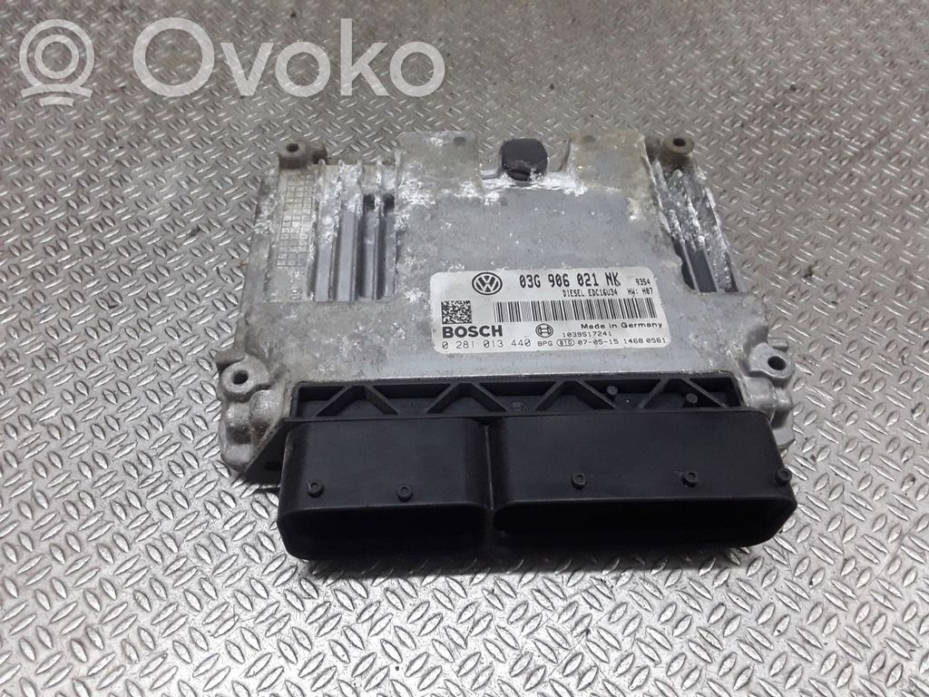 Unidad de control/módulo del motor   03G906021NK,0281013440